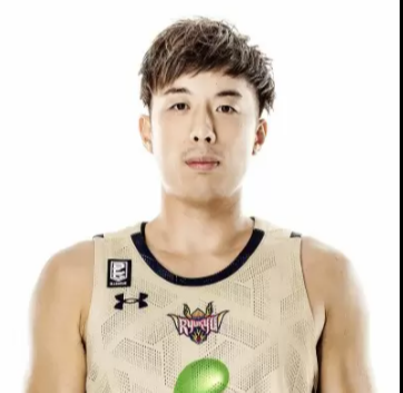 https://img.yixiao17.com/img/basketball/player/9f9d2819e1db9fdba3c26379c9a7a23c.png