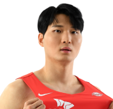 https://img.yixiao17.com/img/basketball/player/b1833cefbe6dc4a7c6984d156d83d689.png